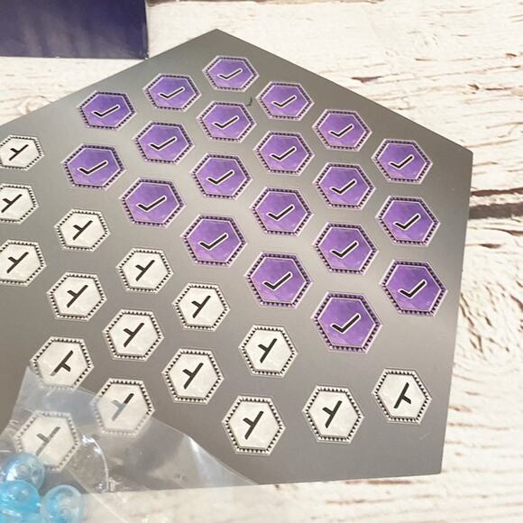 MARVEL Black Panther Wakanda Forever Board Game - Picture 8 of 9